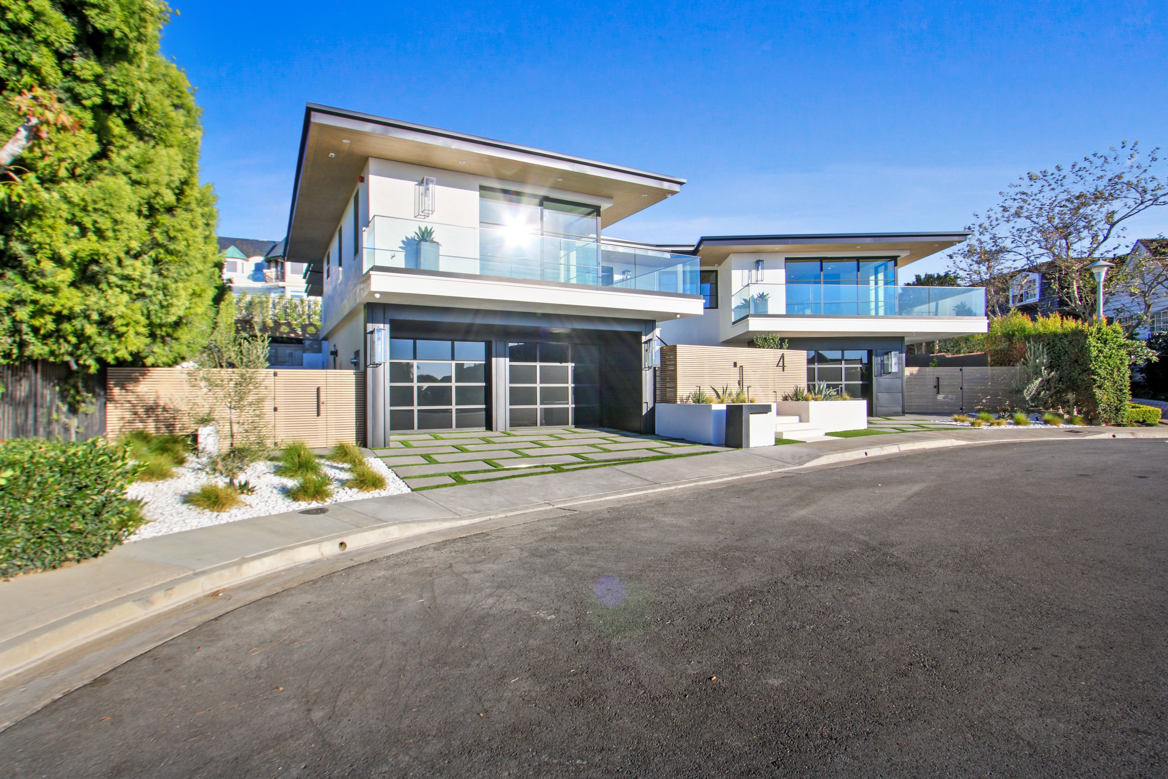 Luxury hilltop estate with pool overlooking valley